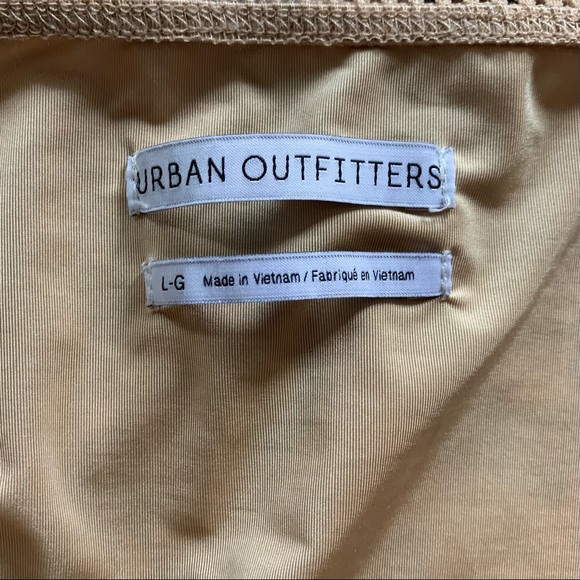 NWOT Beige Lettuce-Hem Hawaiian Mini Skirt - Picture 4 of 4